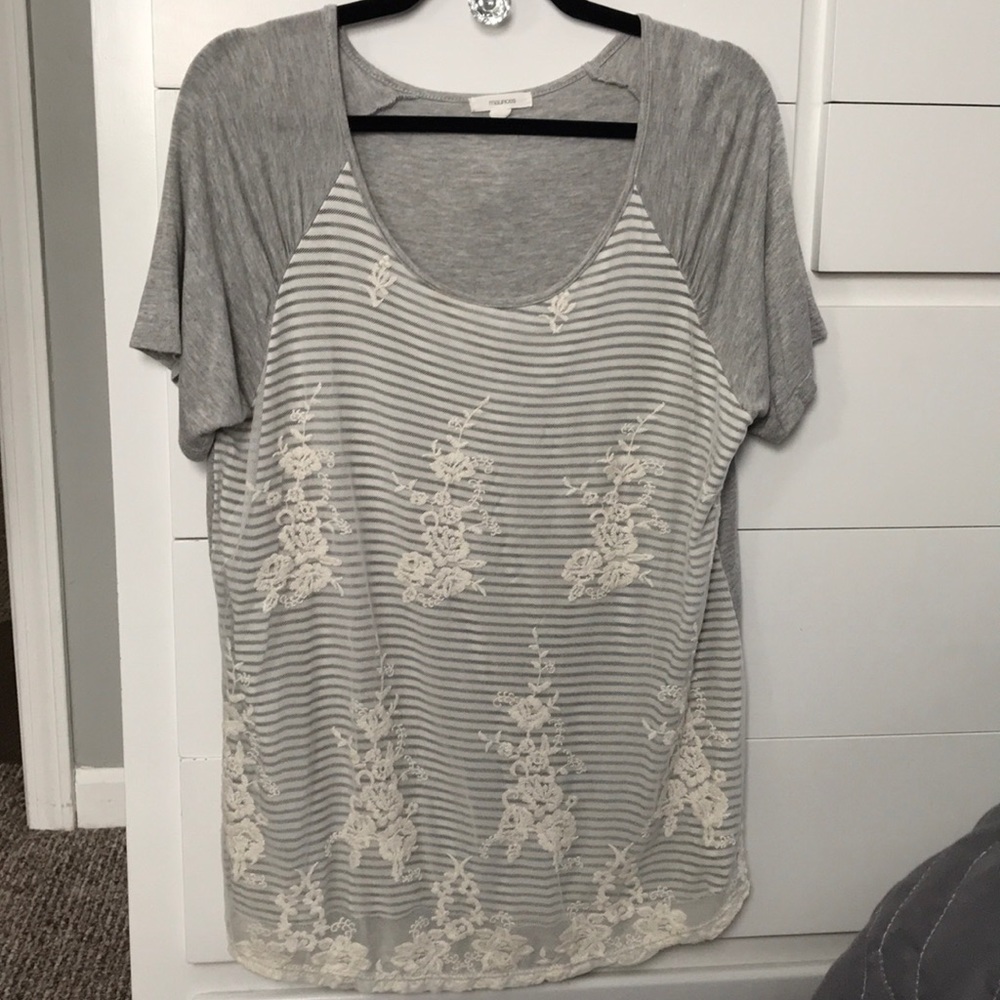 Maurice’s lace overlay shirt with floral design